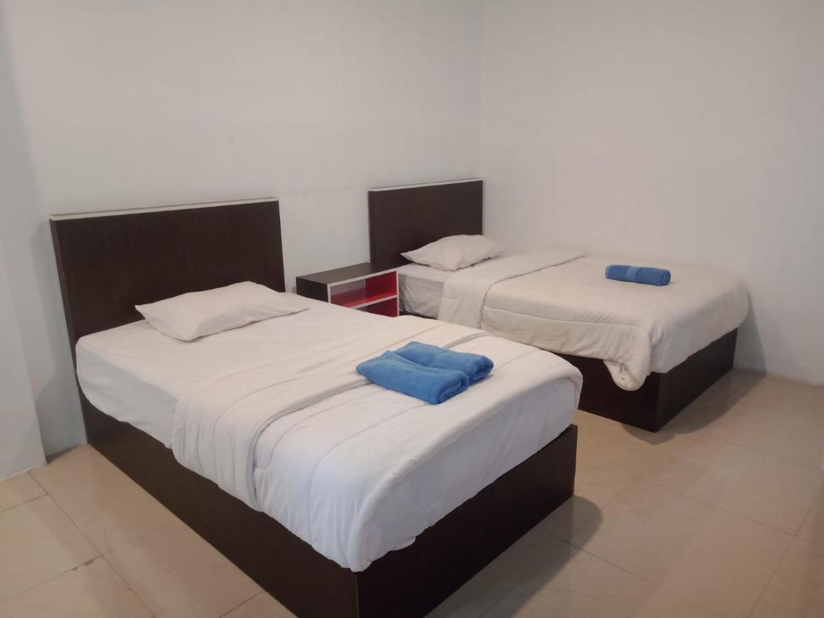 Anyar Hotel Mataram Bagian luar foto