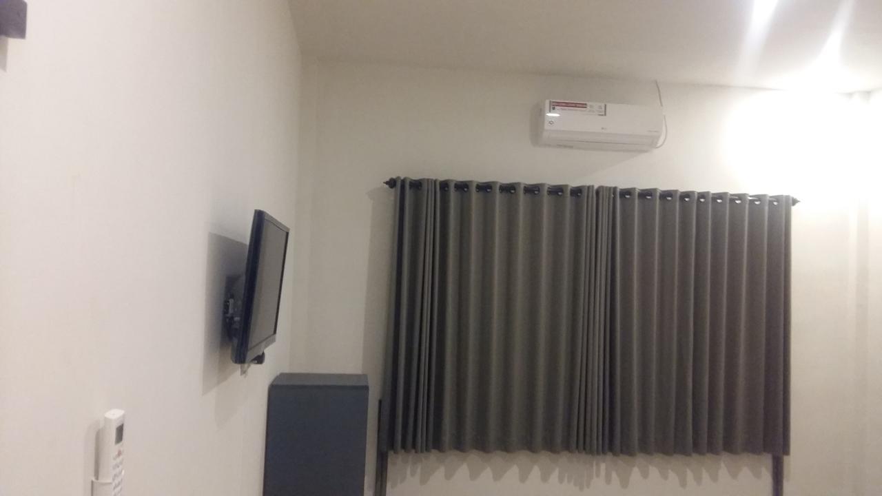 Anyar Hotel Mataram Bagian luar foto